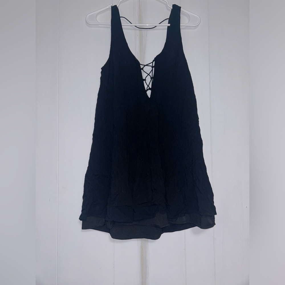 Tobi Black Sleeveless Lace-Up V-Neck Swing Dress, size small